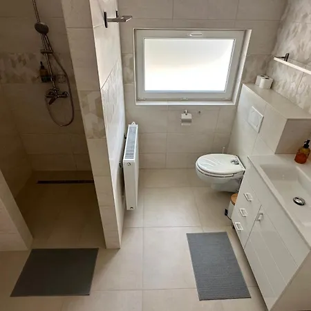 Acs Vendeghaz 度假居 *